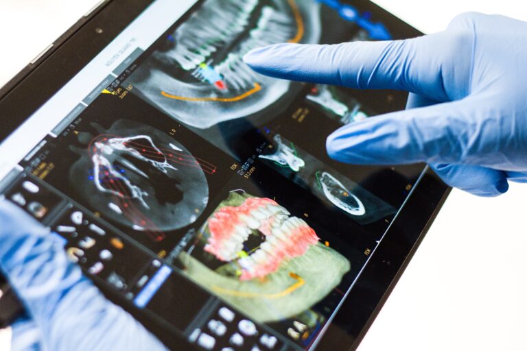 6 Ways Modern Technology has Helped in Dental Care 6 Ways Modern Technology has Helped in Dental Care