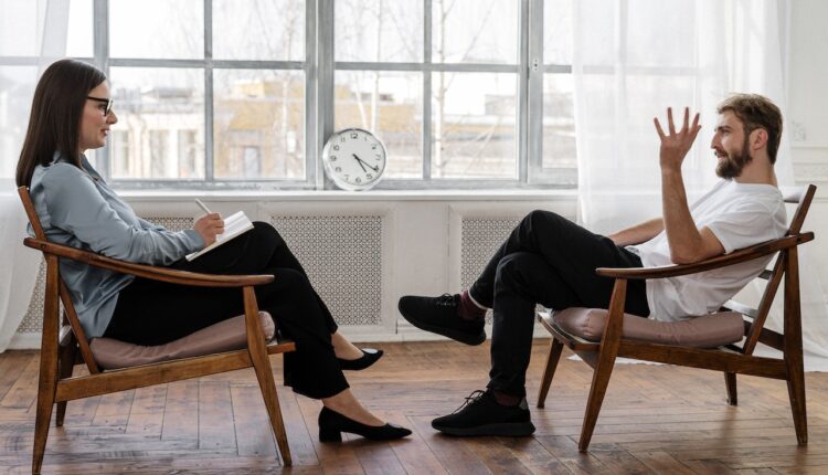 5 of the easiest online businesses to start in 2023 Coaching